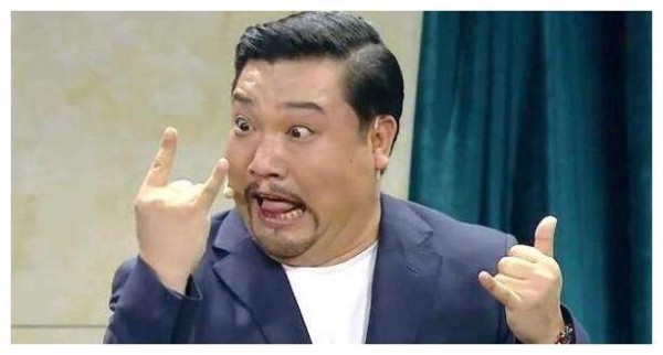 八年军人出身，为喜剧之路放弃铁饭碗，妻子太美被嘲老牛吃嫩草