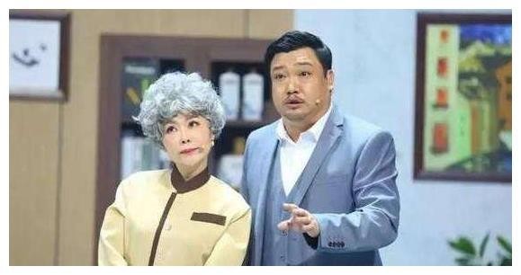 八年军人出身，为喜剧之路放弃铁饭碗，妻子太美被嘲老牛吃嫩草