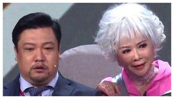 八年军人出身，为喜剧之路放弃铁饭碗，妻子太美被嘲老牛吃嫩草