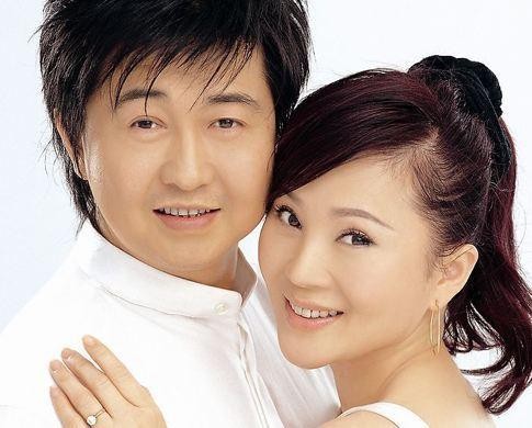 这些歌手原来真的是夫妻啊
