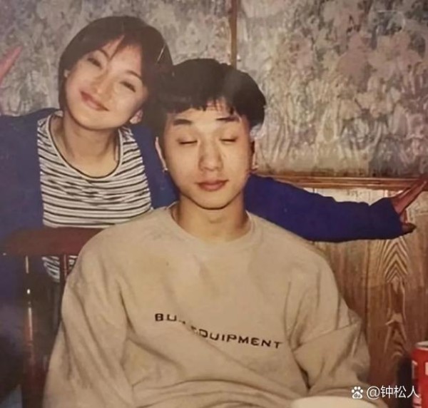 黄觉和周迅是一对超级好的朋友。黄觉...@钟松人的动态