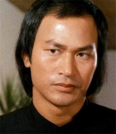 狄威和狄龙长的很像 香港狄威和狄龙血缘上是兄弟吗
