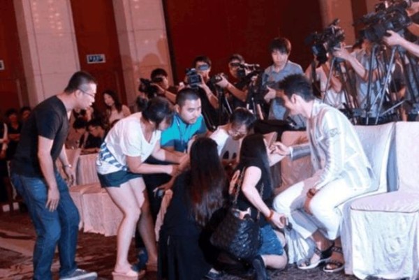 出轨队又加一分？卓伟爆一线男巨星猛料，恩爱夫妻都是假象？