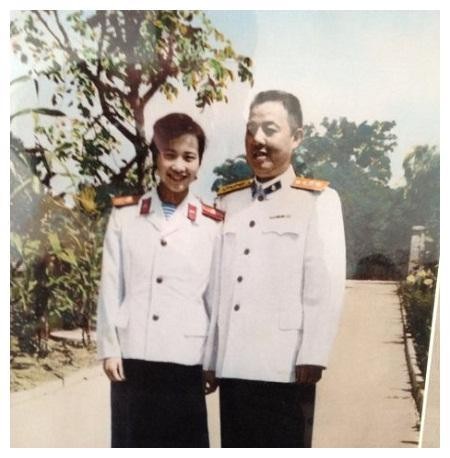 开国上将的爱情：他俩相差22岁，尽管有流言蜚语，但还是义无反顾