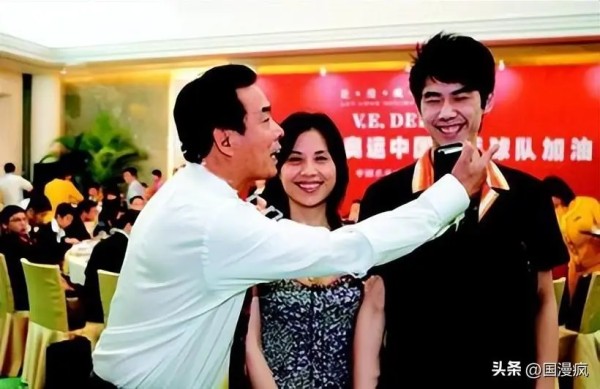 乒乓教父蔡振华，娶了一个“没心没肺”的妻子，儿子是当红男星！