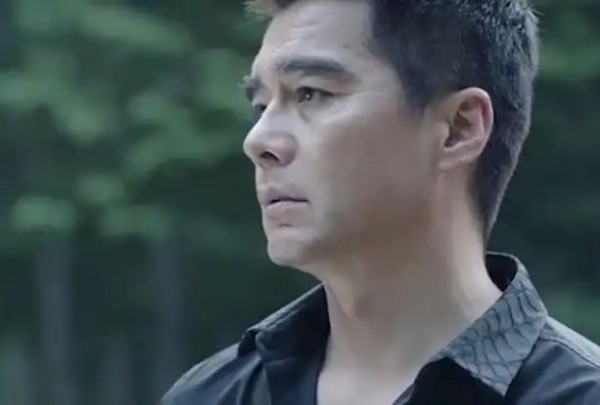 《人民的名义》中，祁同伟与高小琴相爱，背后只是因为利益关系吗