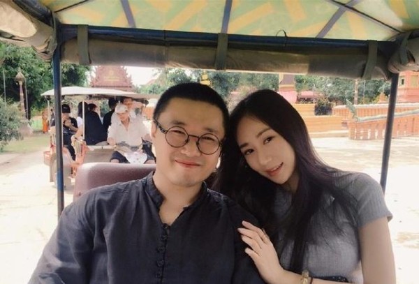 徐誉滕全家近照, 演员妻子素颜水嫩气质温婉, 可爱儿子有才更像爸