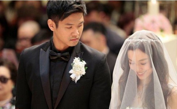 娱乐圈的婚姻太复杂,这几对明星夫妻其实都在各玩各的?
