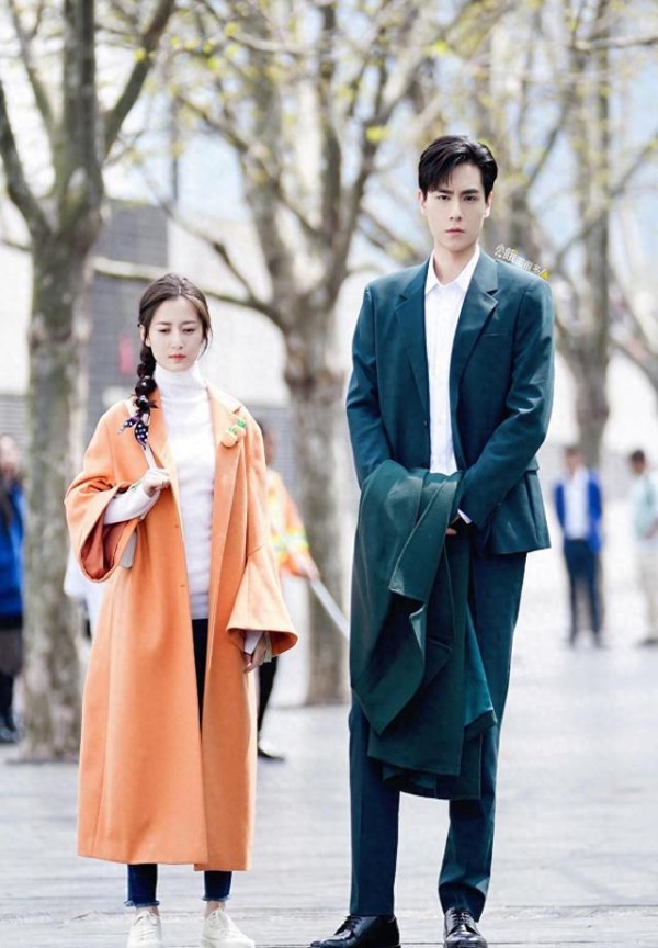 不合影不知道，一合影全露馅！原来这20位女星是潜藏的“小土豆”