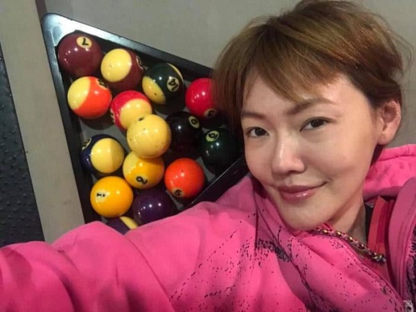 小S徐熙娣深夜自曝整容成果 素颜照让网友一时认不出