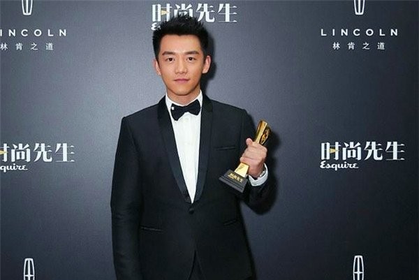 郑恺新女友个人资料 富二代利用各种资源倒追大明星郑恺