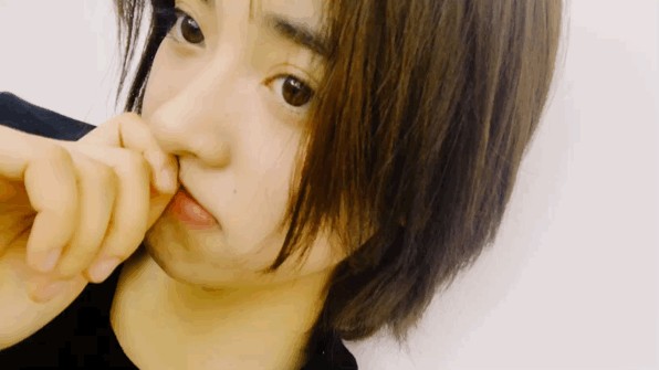傅菁白眼孟美岐；萧亚轩交过一百个男友？小花回归正剧；沈月要做歌手了？男星脚踏四条船；女星捞金两幅面孔