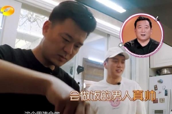 他是王鸥前任，和杨幂关系不一般，曾苦追袁姗姗4年，娱乐圈真小