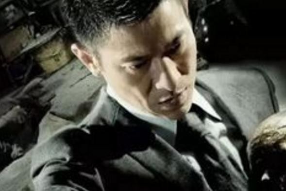 演过盲人的男明星，张家辉，刘德华只能排第二，第一至今无人超越
