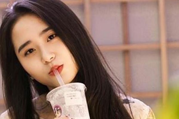 钟婷和紫然是双胞胎吗 钟婷紫然已经貌合神离了?