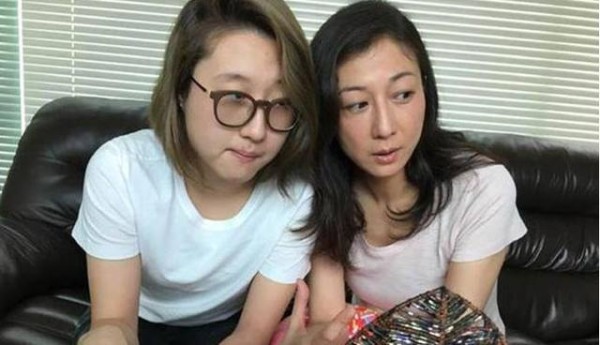 有8年吸毒史，爸爸是国际巨星，妹妹异国流落街头，却无人问津
