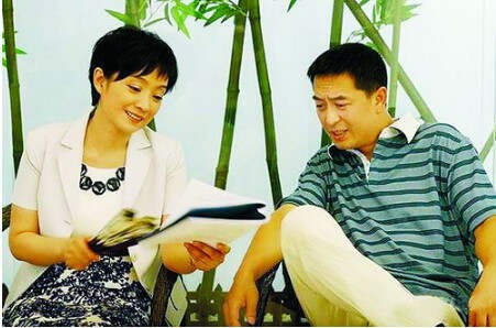 明星低调夫妻，张嘉译和王海燕隐婚多年，今低调幸福