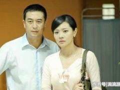 张嘉译大器晚成终走红,如今生活幸福,前妻是她