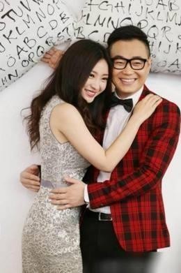 她是大鹏的红颜知己，无数宅男的梦中情人，如今37岁却无人敢娶
