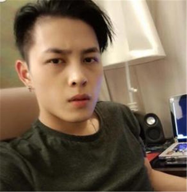 洪尧与曹赢心是情侣吗 真的假的？现状分手了吗