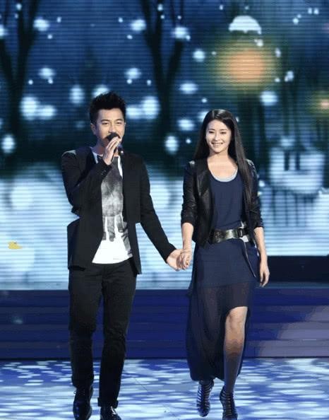 ​颖儿和杨幂先后发文支持宋茜，谁是真姐妹？评论区一目了然