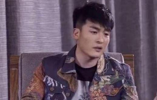孙艺洲与杨颖曾有过矛盾，在节目上互不搭理，还好有陈赫