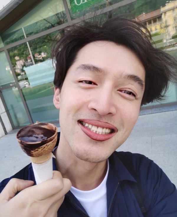 爱发丑照的男明星 胡歌林更新陈坤等男神尽毁粉丝慎入