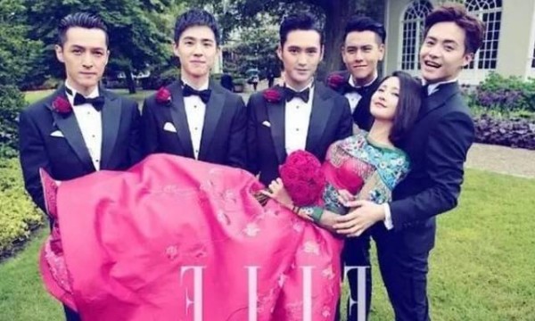 明星婚礼受人瞩目的不外乎新娘新郎两人名气，颜值高不高