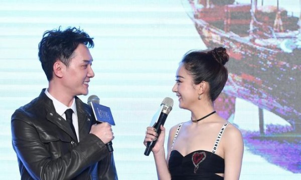 揭秘冯绍峰和赵丽颖5年情路历程：娱乐圈为何罕见圆满的婚姻？