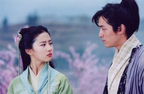 胡歌合作过的三位“神仙姐姐”，刘亦菲排第二，第一位印象最深