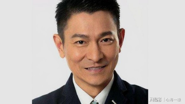 刘德华，揭秘明星光环下的现实抉择—人在钱面前最真实的一面