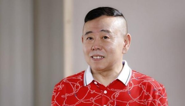 因不认识蔡徐坤，潘长江被粉丝骂，如今声称不认识肖战