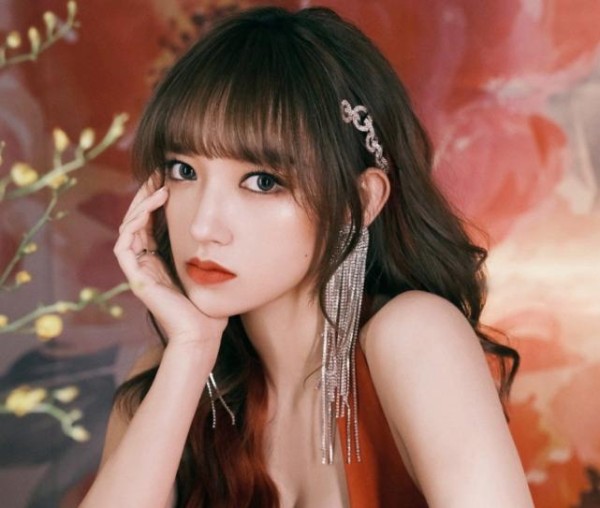 乐华演唱会程潇身材火上热搜，微胖妹妹真的不该身材焦虑了！