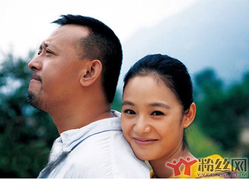 姜文为什么娶周韵 周韵说不上漂亮但旺夫相