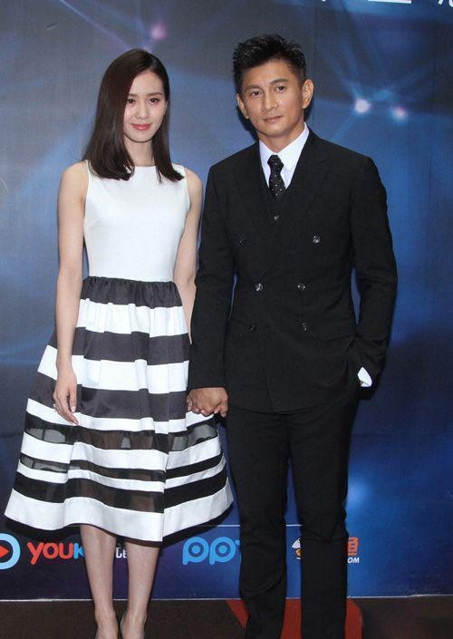 大龄男明星都找了小花旦, 大龄女明星只能找小鲜肉
