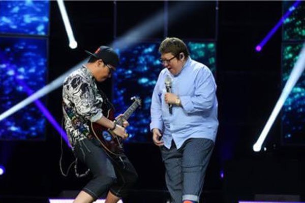 李延亮吉他什么水平 要听了才知道国内数一数二的奇人