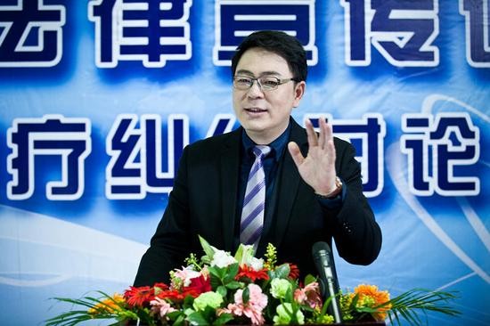 《前夫求爱记》高亚麟被疑出轨遭净身出户