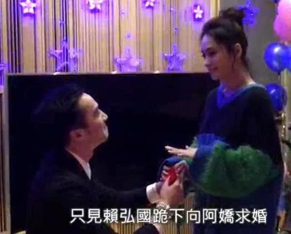 阿娇公布婚讯后，其前男友紧随其后晒照秀恩爱，唯独没发文表祝福