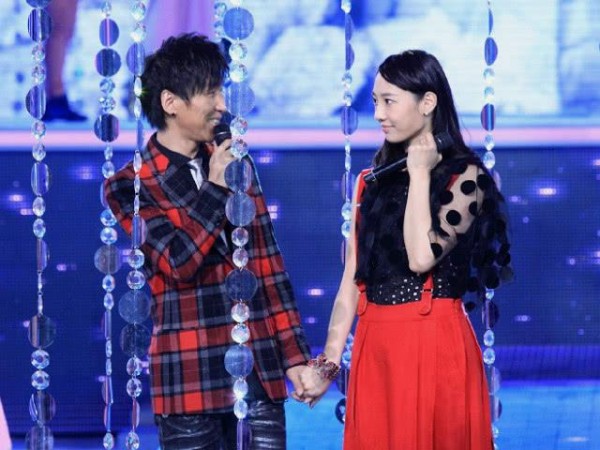 娱乐圈中美女嫁“丑男”的4对明星夫妻，最后一对已经离婚