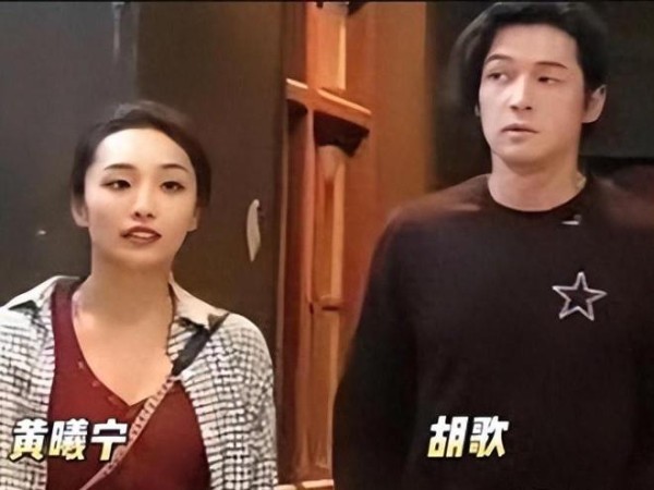 胡歌老婆客串《繁花》引争议，长相遭网友吐槽，跟历届前任不能比