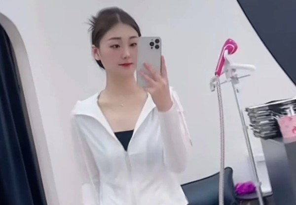 离婚三年的陈亚楠，从浙江返回后想起了朱小伟 往事再提心酸多