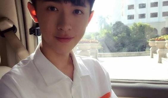 青春阳光的艺人，张逸杰才艺多多，勤奋努力