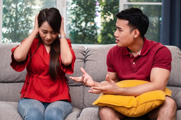 夫妻常闹矛盾？教你如何化解矛盾，改善夫妻关系！