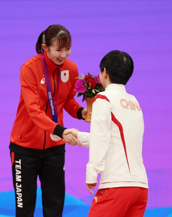 孙颖莎人缘真好！日本女乒一姐：她答应一起训练后，我俩成好朋友