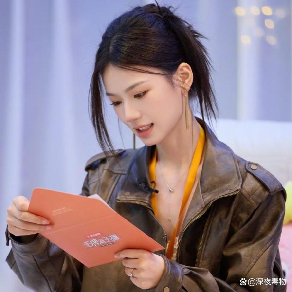 向太鼓励周芯竹：挫折后的成长与前行