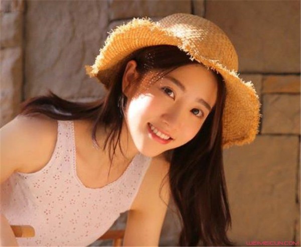 张纯烨和于莎莎很像 张纯烨与于莎莎对比照曝光超相似