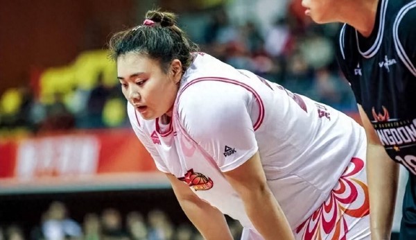 “大宝贝”归来何时？刘禹彤暂别WCBA引球迷热议
