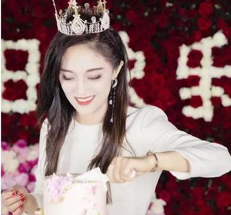 玖月奇迹王小玮婚变怎么回事 王小玮和王小海是不是分手了.jpg