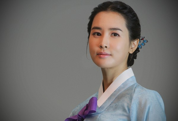 她曾经是一线女星，李易峰追求都被拒，如今沦落十八线？