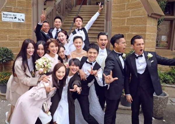 娱乐圈“二婚女嫁头婚男”的5对明星，最后一对堪称模范夫妻！